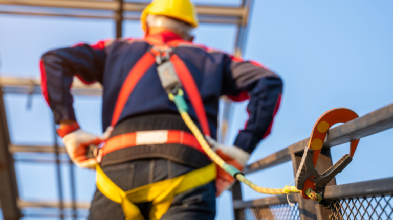 What Workers Should Know Before Joining High-Risk Building Sites